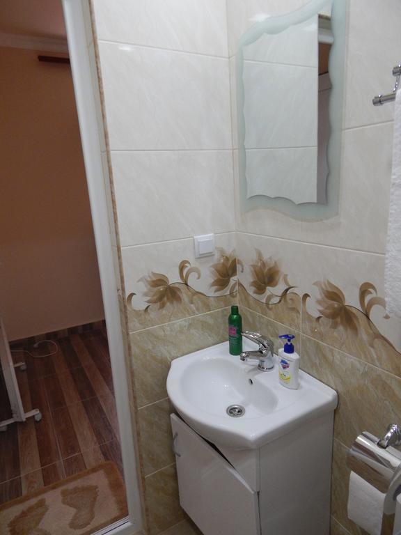 Arami Guest House Dilijan Exterior photo